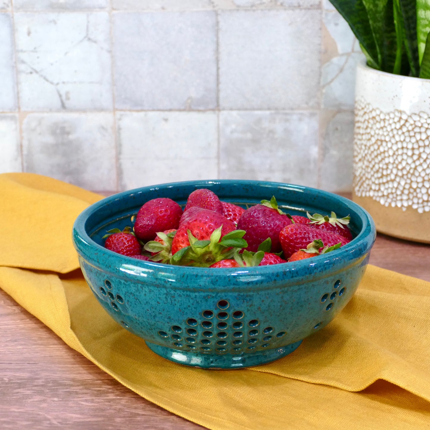 Classic Colander in Dark Cyan